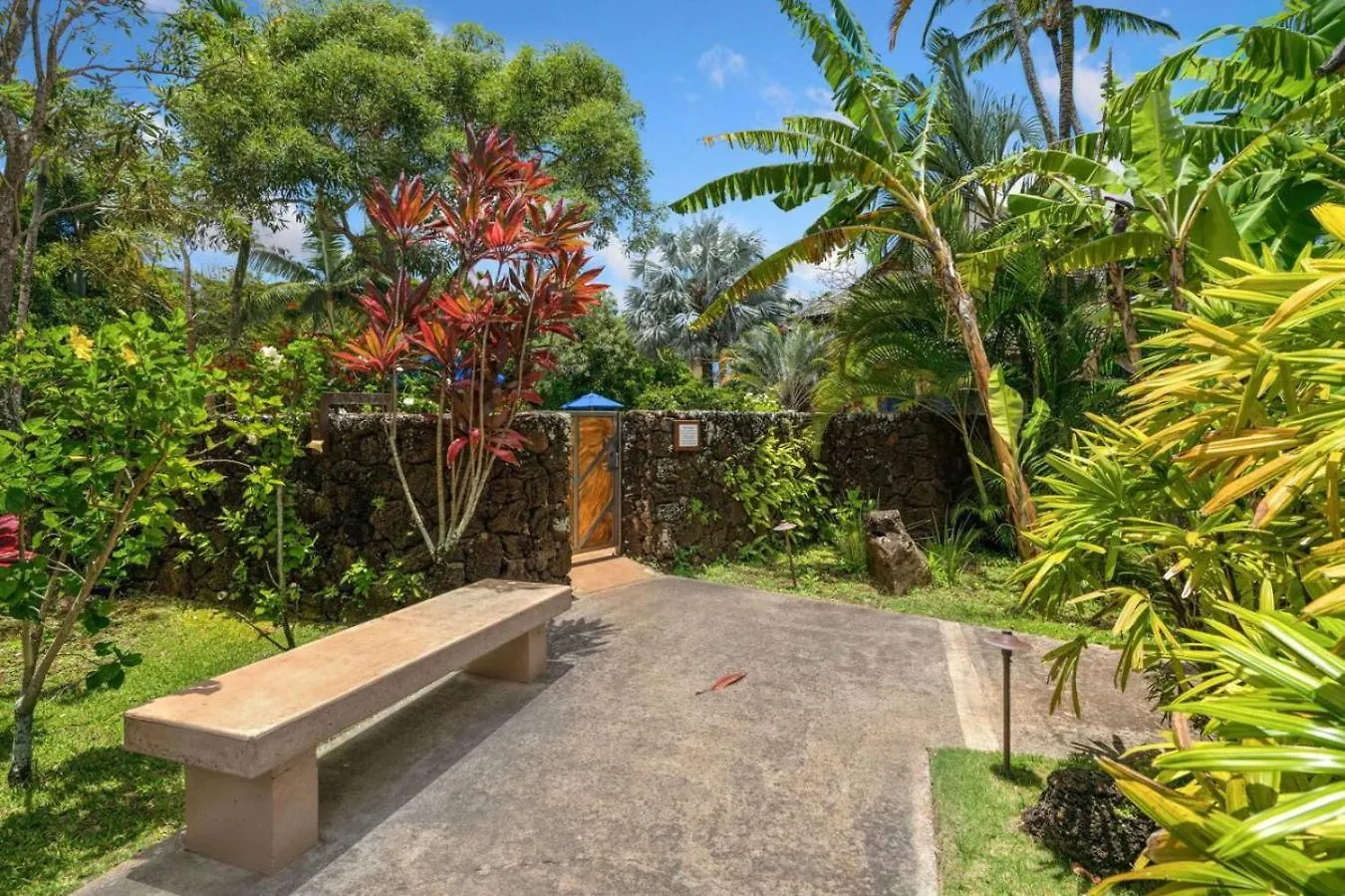 Tropical Treehouse Near The Beach Koloa